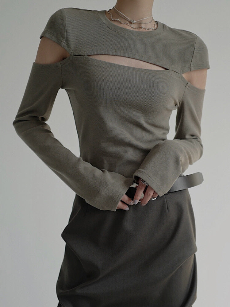 Slit open long sleeve knit