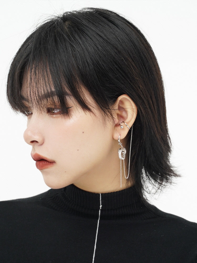 Long circle earrings with unique design