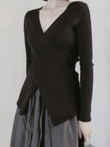 Front crossover V-neck knit