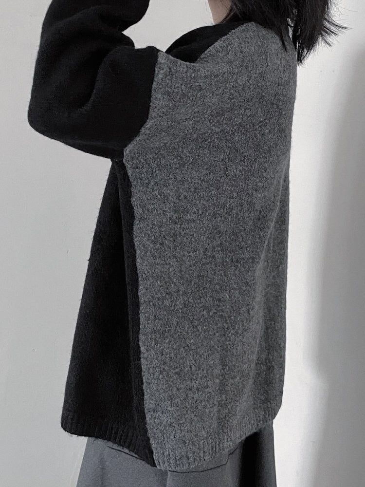 Two-tone stitching asymmetrical sweater