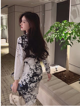 Waist-cinched ink-splashed print long dress suit