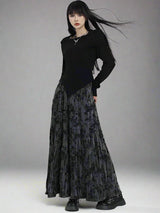 Ghostly velvet pleated long skirt