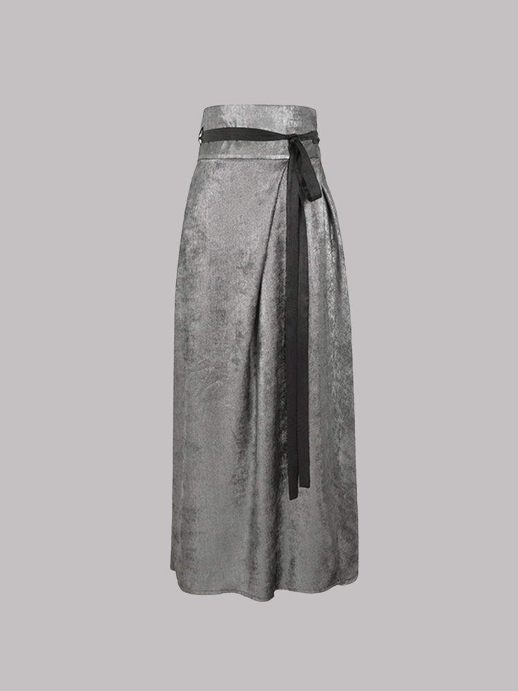 High-waisted contrasting loose long skirt