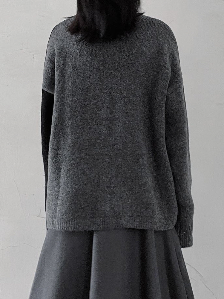 Two-tone stitching asymmetrical sweater