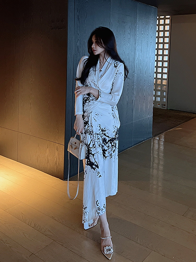 Waist-cinched ink-splashed print long dress suit