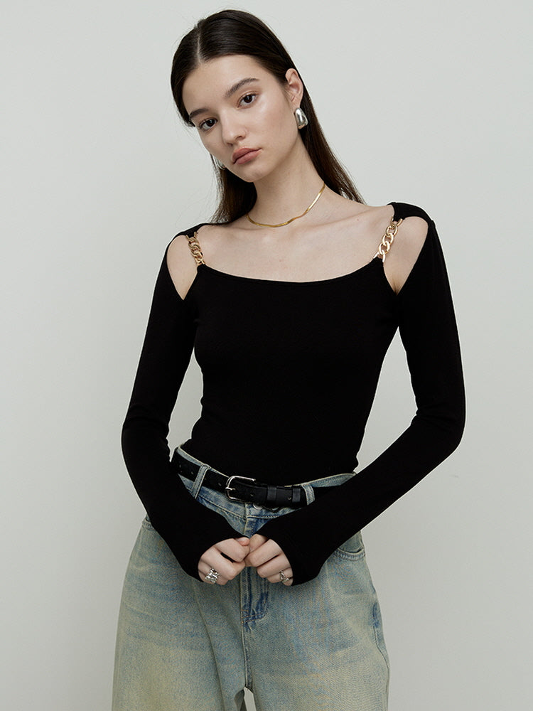 Chain off-the-shoulder slim T-shirt