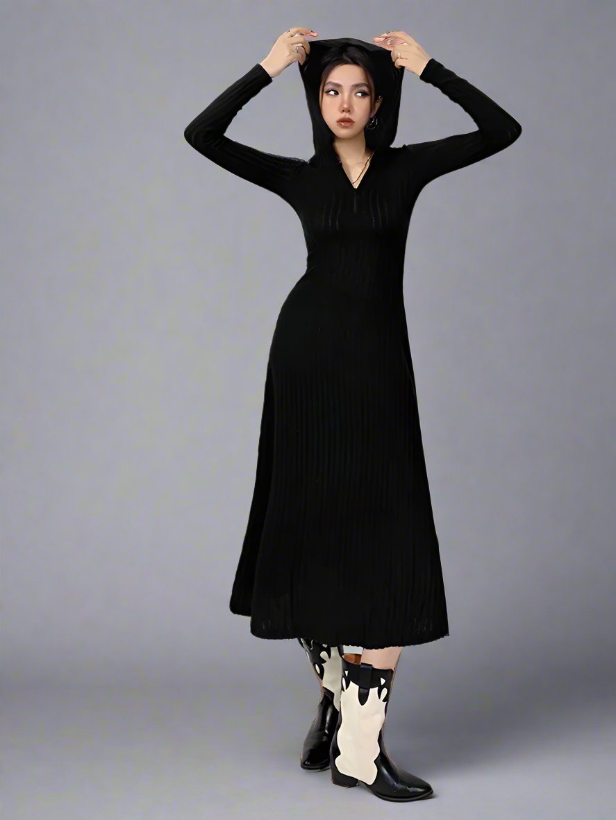 Hooded slim fit knitted dress