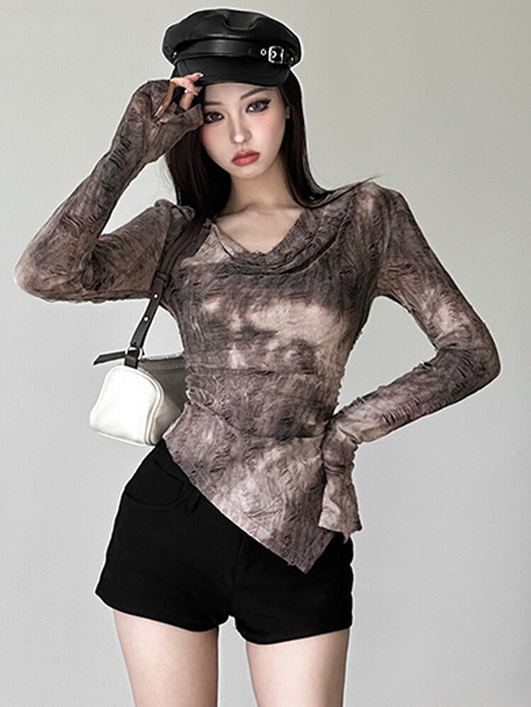 Smudge inverted triangle top